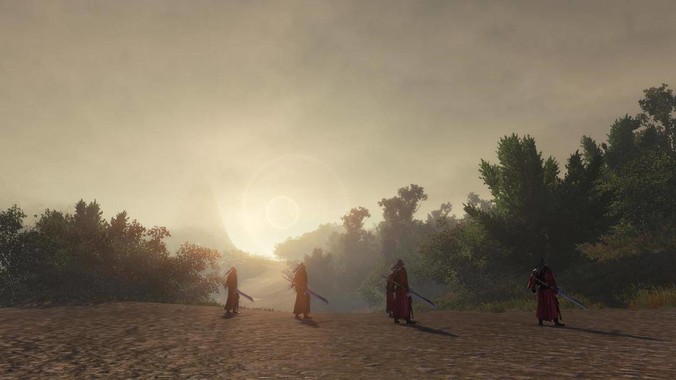 56 岁白岩松踢球摔倒久不能起，他目前情况如何？踢球时需要注意什么？